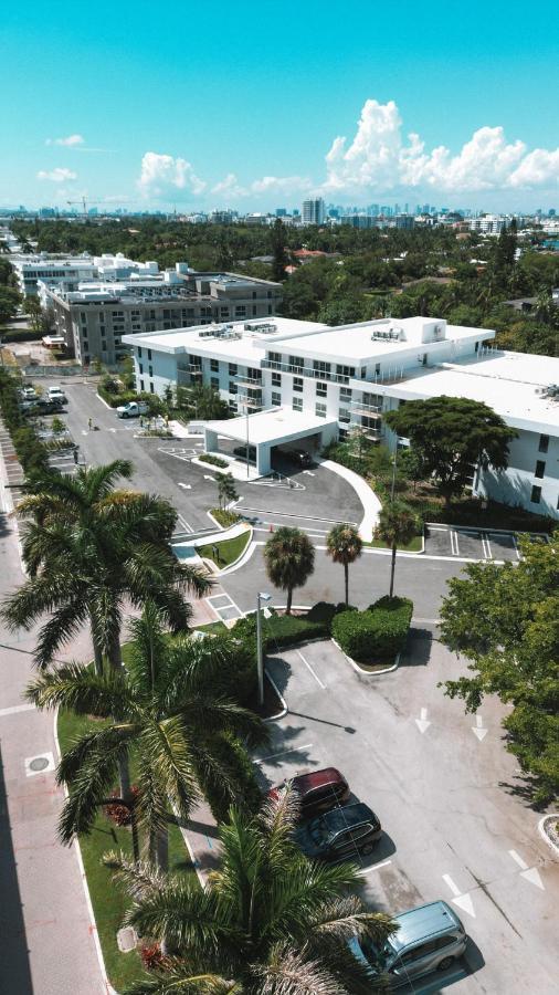 Beach Haus Residences Bal Harbour Exterior photo