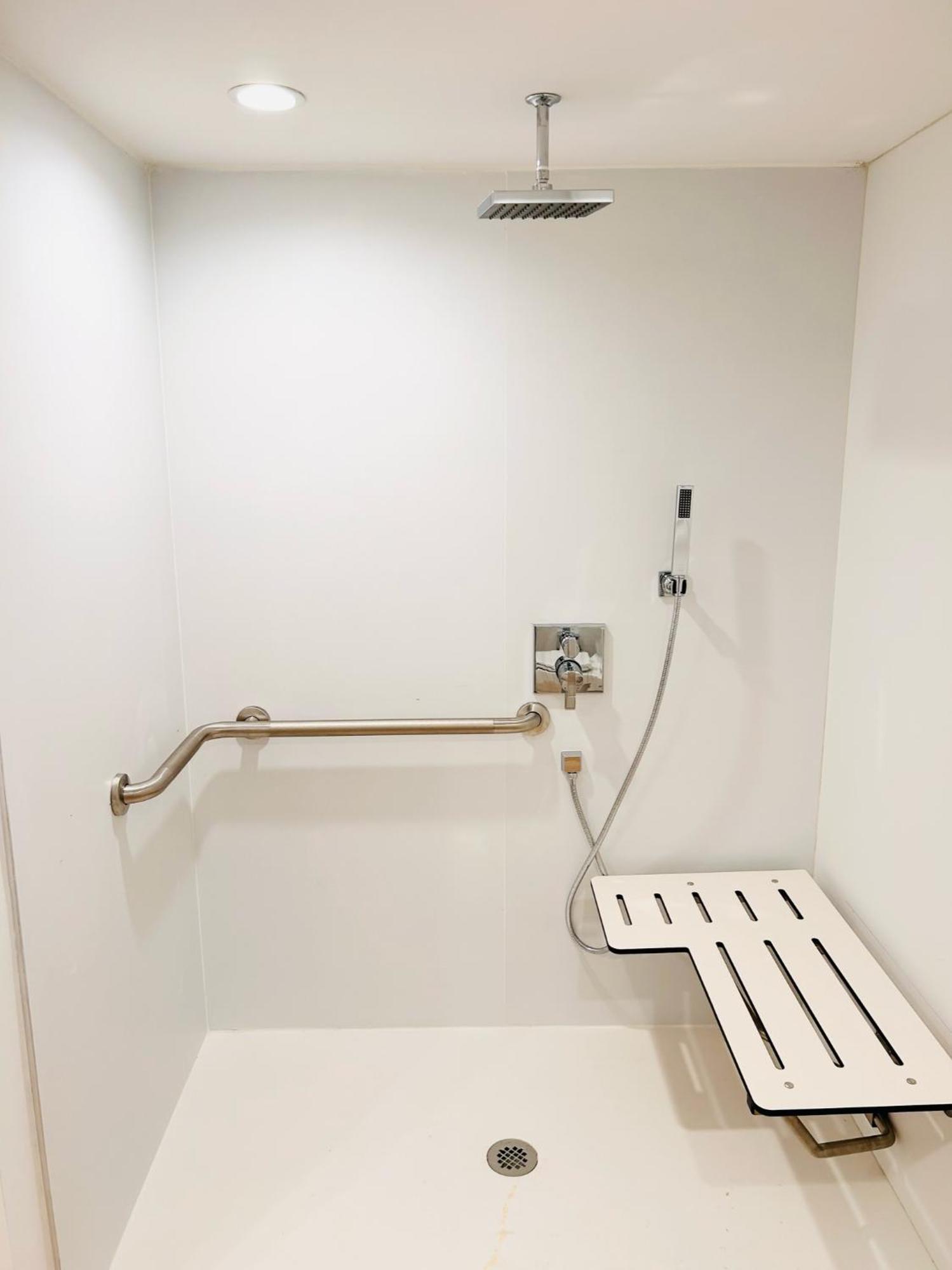 Beach Haus Residences Bal Harbour Room photo