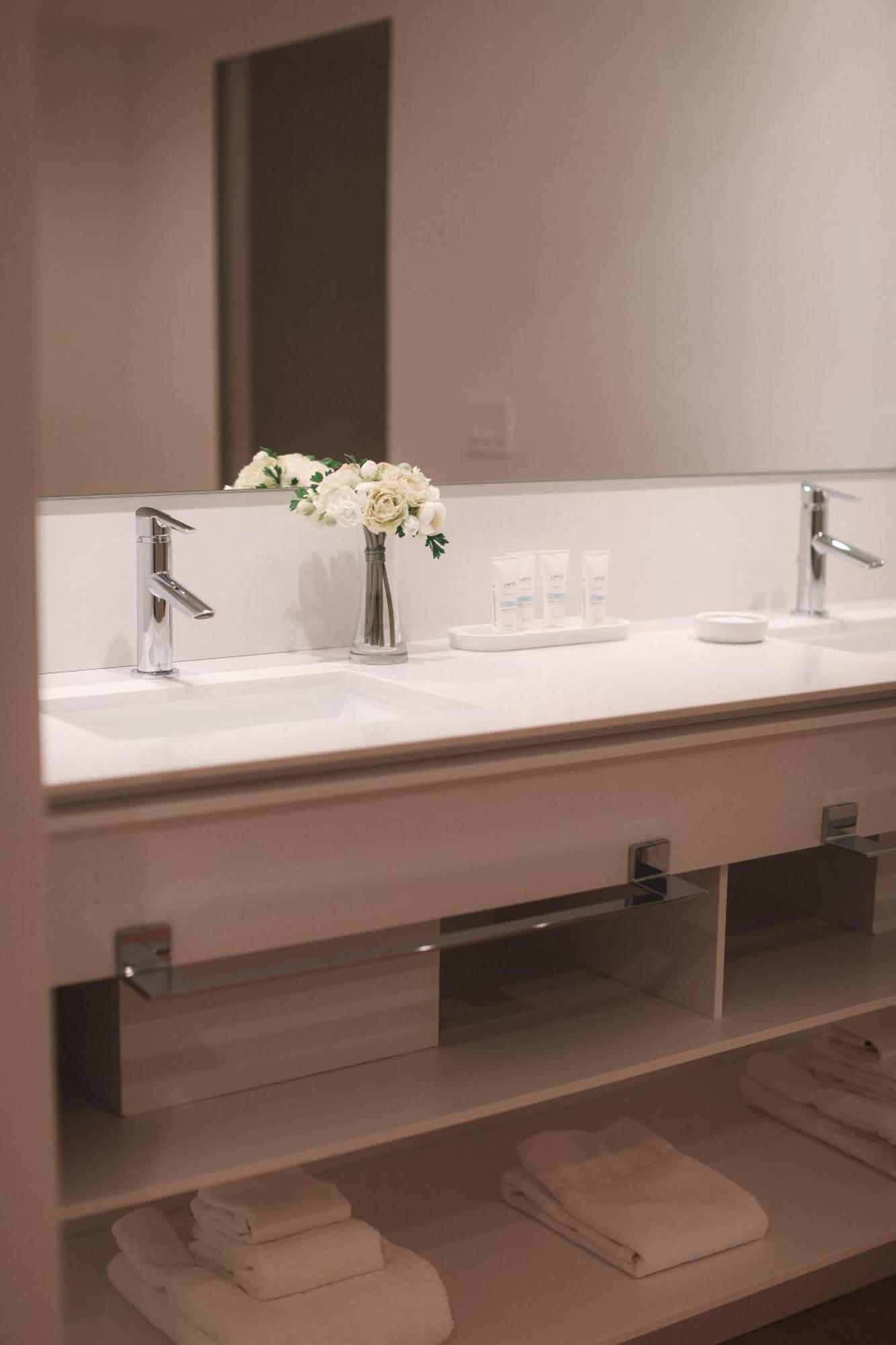 Beach Haus Residences Bal Harbour Room photo